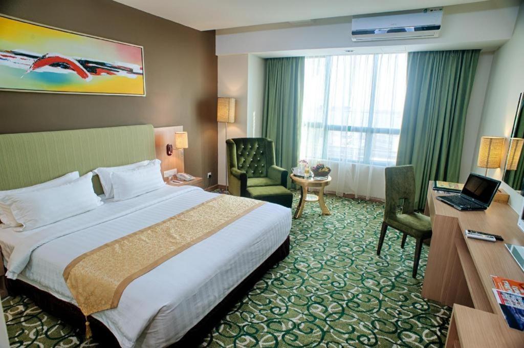 Hotel Aifa Labuan Exterior foto